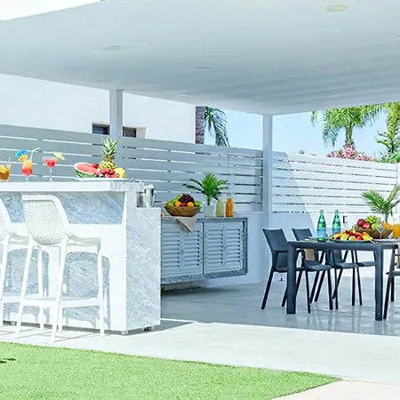 Villa Viridian & Ochre - 4 Deds Luxury In Agia Napa